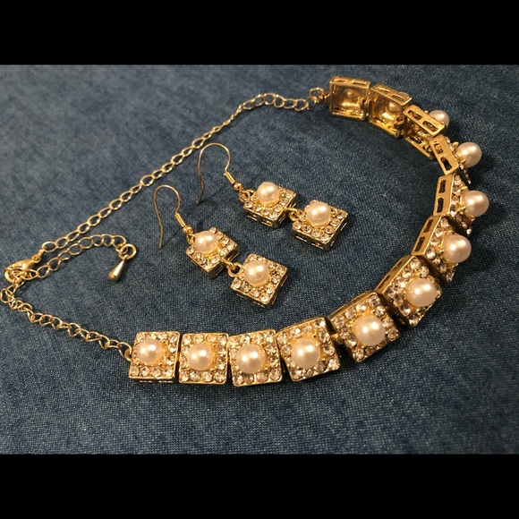 Necklace - Picture 3 of 3